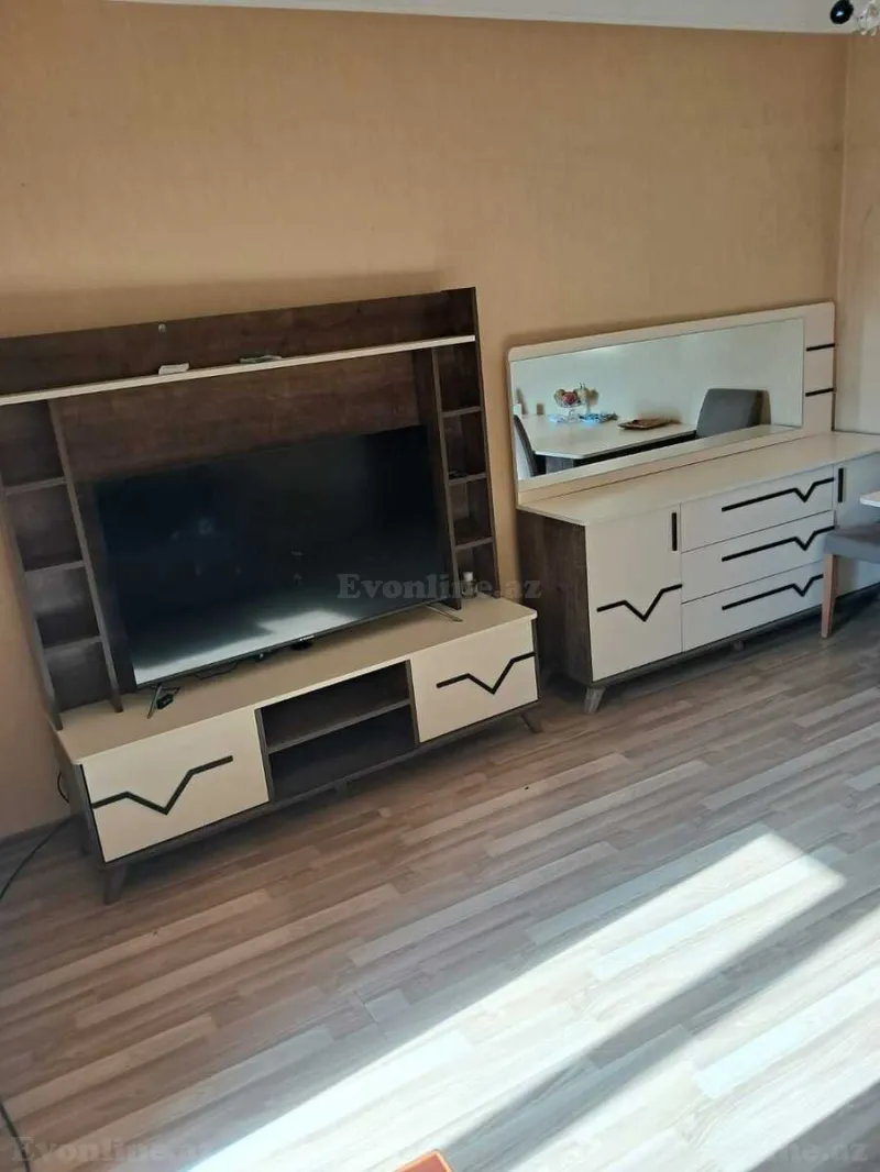 Kirayə verilir 2 otaqlı Mənzil Köhnə tikili 55 m² Sabunçu r. - şəkil 2