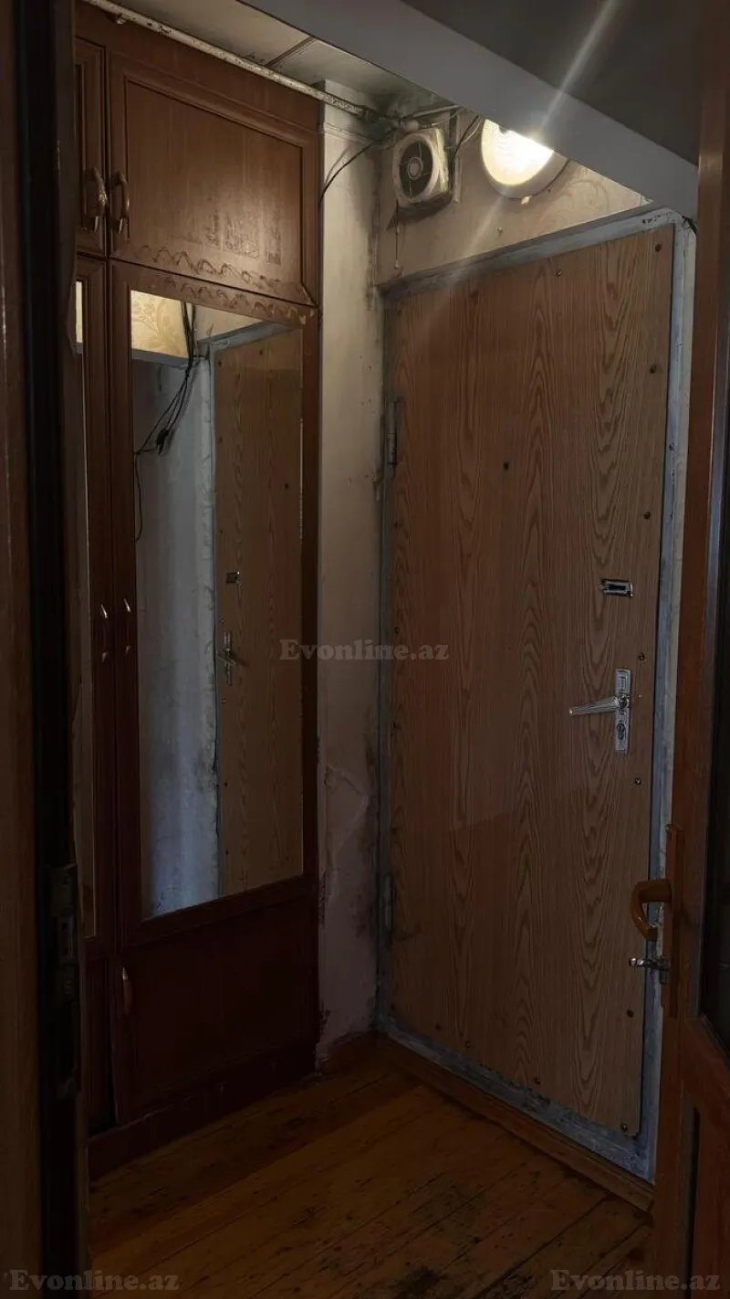 Satılır 1 otaqlı Mənzil Köhnə tikili 30 m² 8-ci kilometr