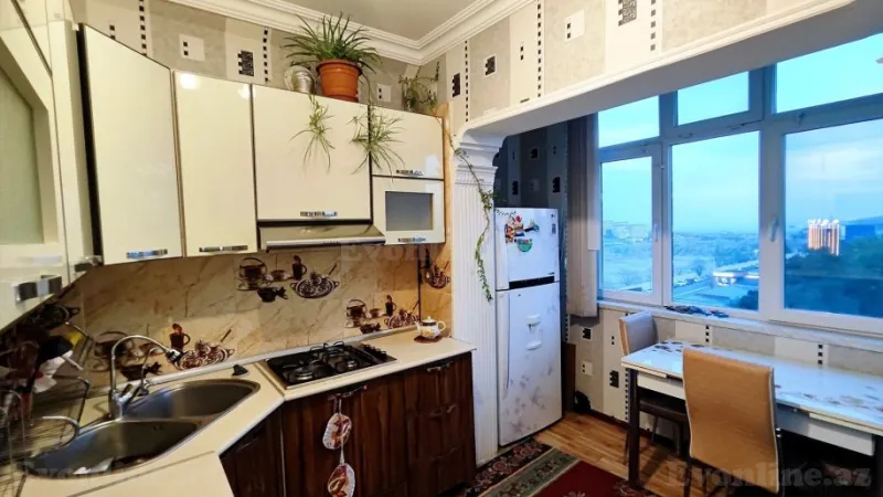 Kirayə verilir 2 otaqlı Mənzil Köhnə tikili 65 m² Xətai r. - şəkil 7