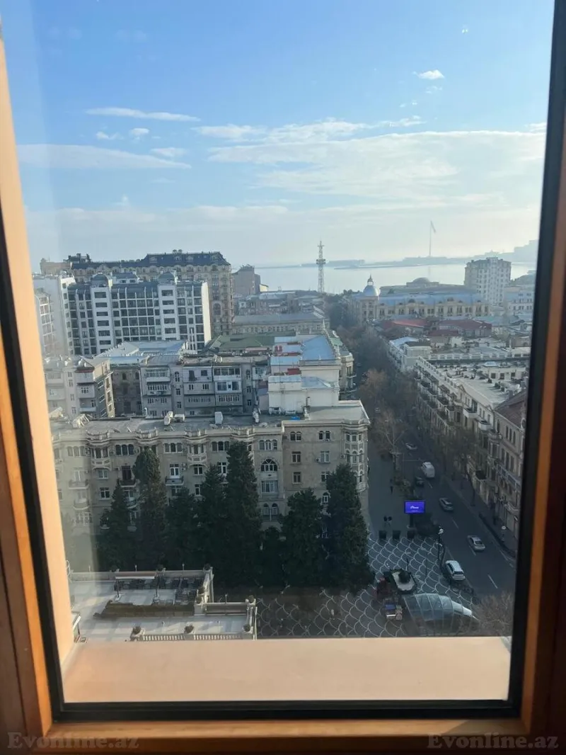 Kirayə verilir 4 otaqlı Mənzil Yeni tikili 240 m² Sahil m. - şəkil 6