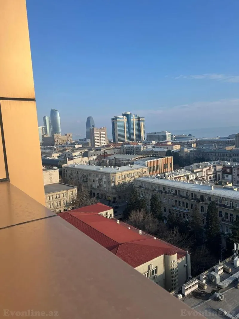 Kirayə verilir 4 otaqlı Mənzil Yeni tikili 240 m² Sahil m. - şəkil 7