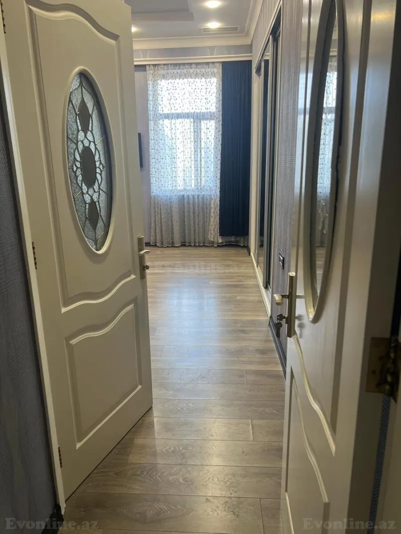 Kirayə verilir 4 otaqlı Mənzil Yeni tikili 240 m² Sahil m. - şəkil 14