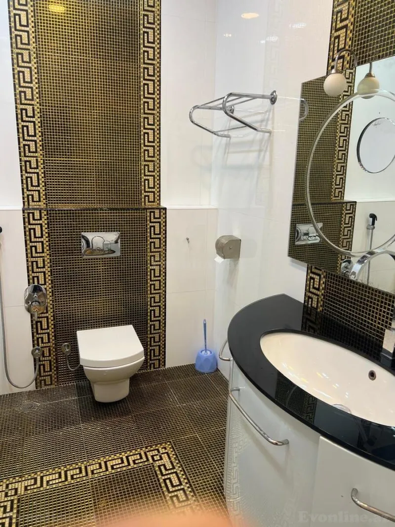 Kirayə verilir 4 otaqlı Mənzil Yeni tikili 240 m² Sahil m. - şəkil 16