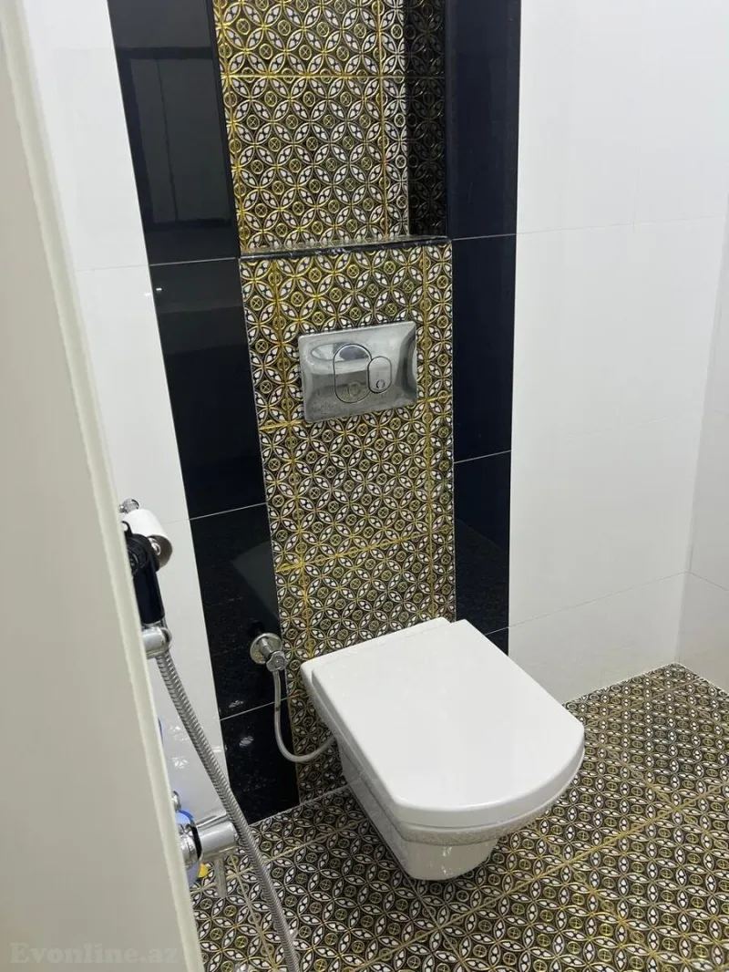 Kirayə verilir 4 otaqlı Mənzil Yeni tikili 240 m² Sahil m. - şəkil 24