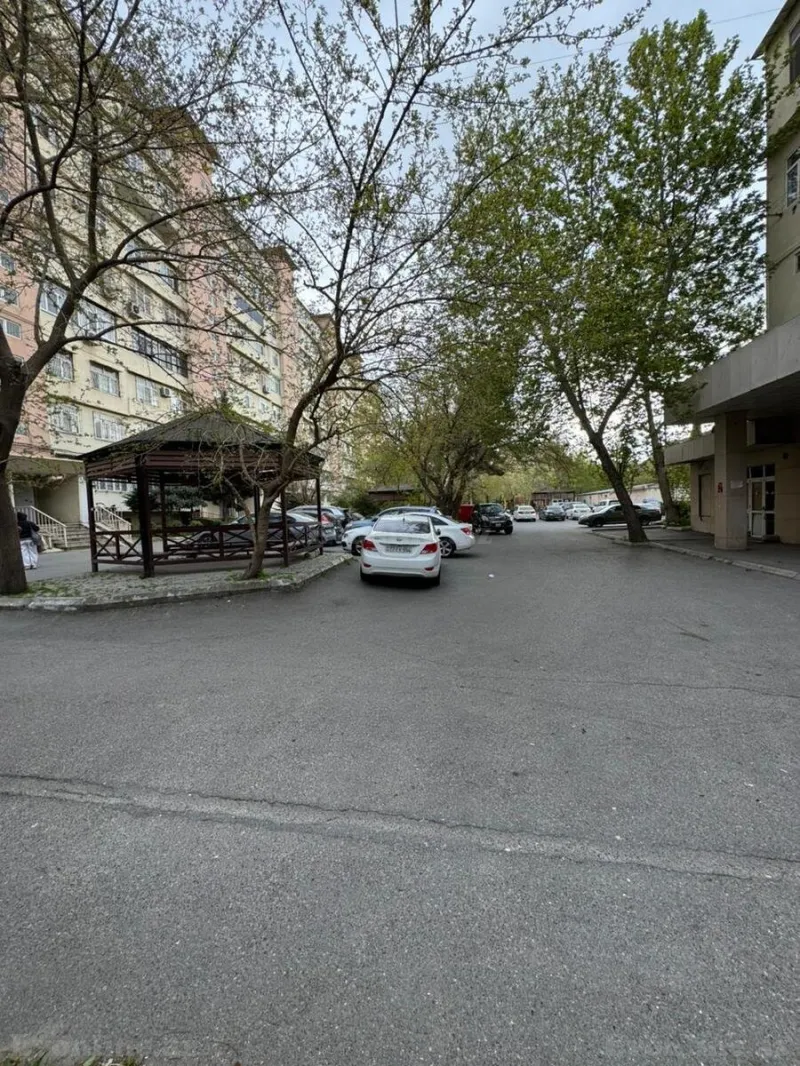 Satılır 3 otaqlı Mənzil Köhnə tikili 90 m² Xalqlar Dostluğu m. - şəkil 24