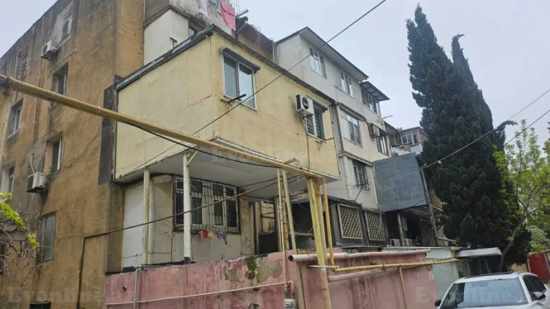 Satılır 2 otaqlı Mənzil Köhnə tikili 70 m² Yasamal - şəkil 8