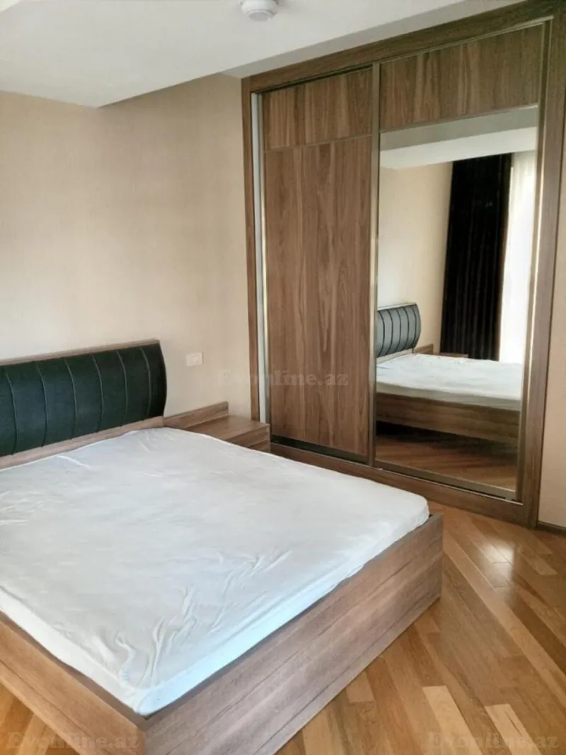Kirayə verilir 4 otaqlı Mənzil Yeni tikili 220 m² Səbail r. - şəkil 6