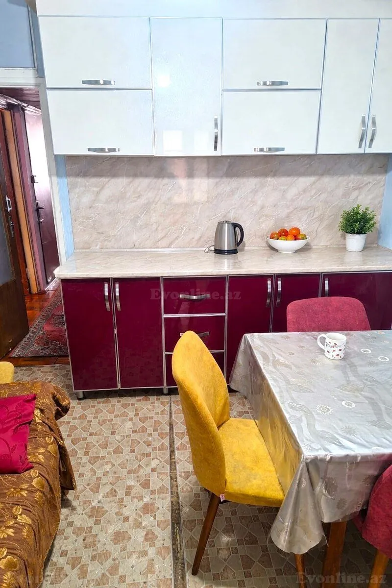 Satılır 2 otaqlı Mənzil Köhnə tikili 50 m² Həzi Aslanov m. - şəkil 4