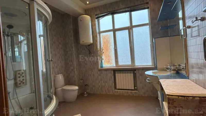 Satılır 4 otaqlı Mənzil Yeni tikili 175 m² Nizami m. - şəkil 16