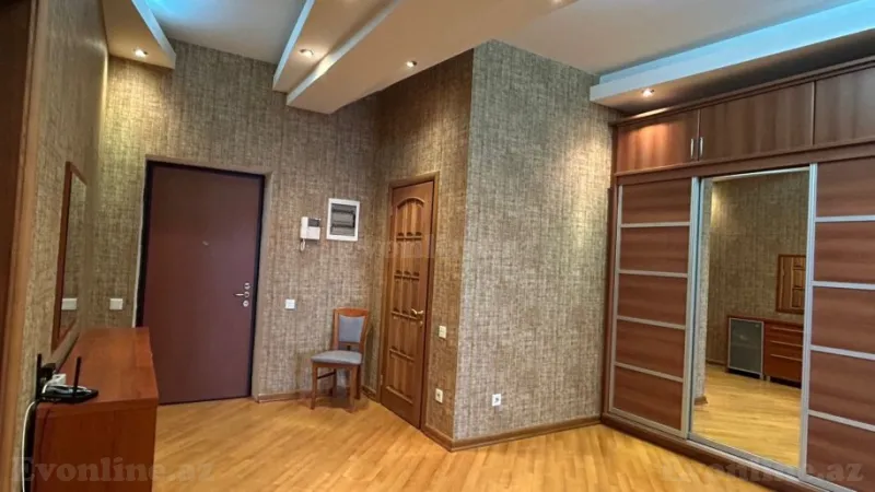 Satılır 4 otaqlı Mənzil Yeni tikili 175 m² Nizami m. - şəkil 17