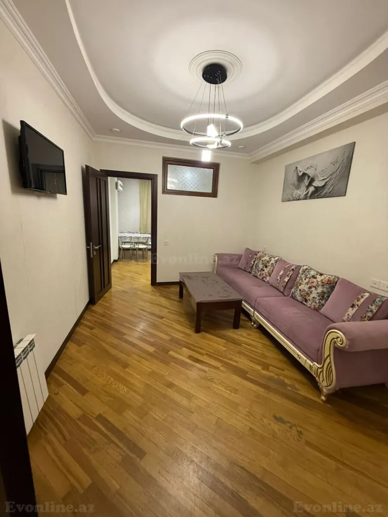 2 otaqlı Mənzil 70 m² 20 Yanvar m. Kirayə verilir