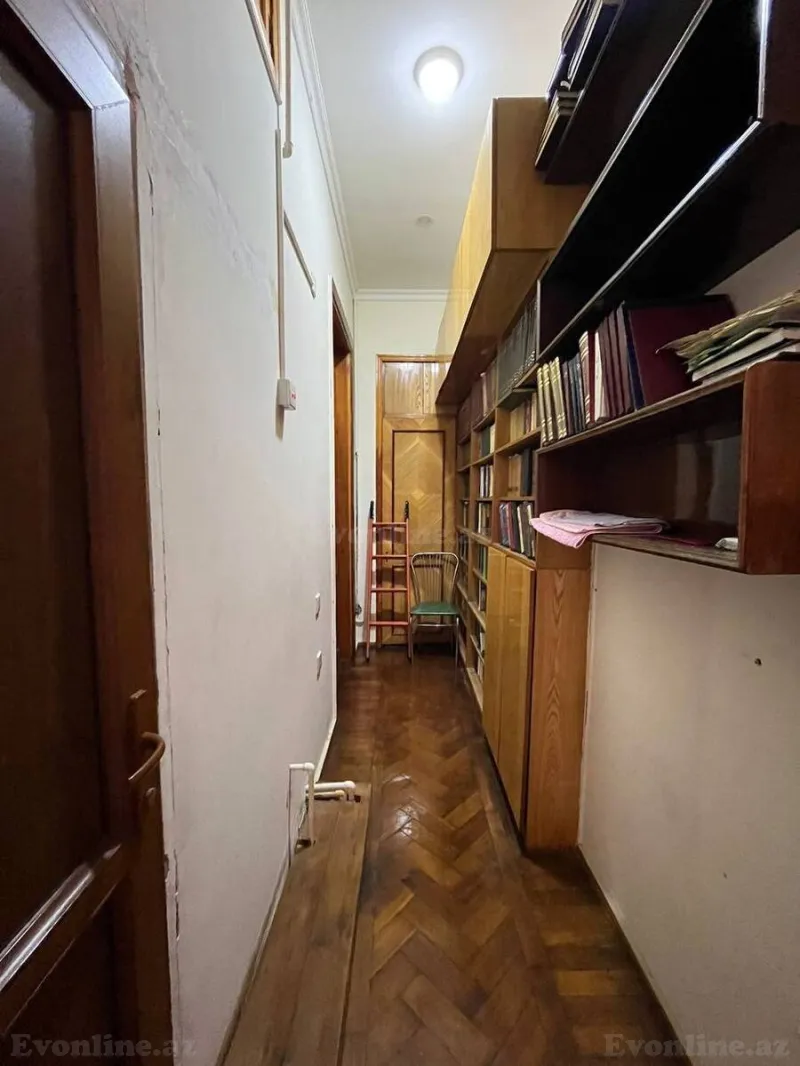 Satılır 5 otaqlı Mənzil Köhnə tikili 170 m² Sahil m. - şəkil 10