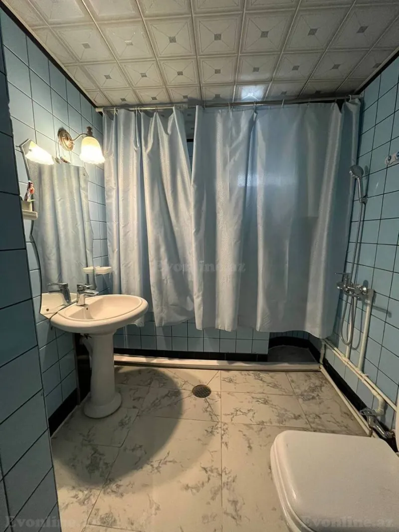 Satılır 5 otaqlı Mənzil Köhnə tikili 170 m² Sahil m. - şəkil 22