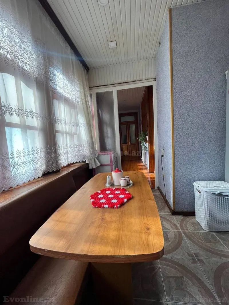 Satılır 5 otaqlı Mənzil Köhnə tikili 170 m² Sahil m. - şəkil 25