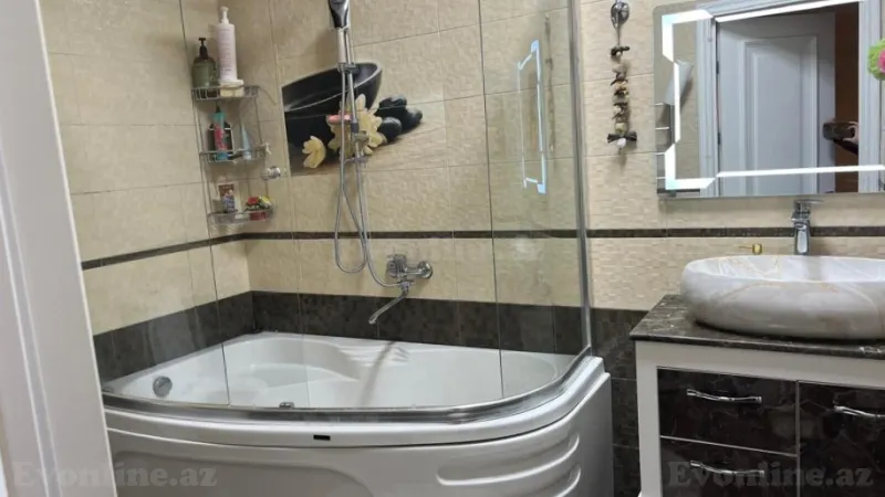 Satılır 3 otaqlı Mənzil Yeni tikili 140 m² 8-ci mikrorayon - şəkil 15