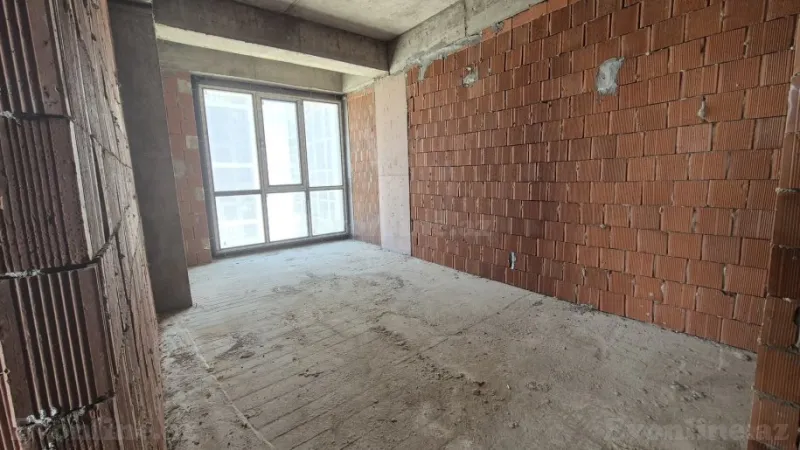 Satılır 4 otaqlı Mənzil Yeni tikili 175 m² Koroğlu m. - şəkil 19