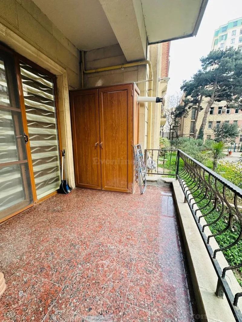 Satılır 3 otaqlı Mənzil Yeni tikili 163 m² Gənclik m. - şəkil 3