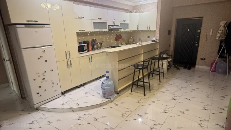 Kirayə verilir 3 otaqlı Mənzil Yeni tikili 100 m² Xətai r. - şəkil 2