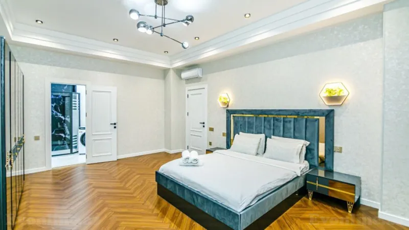 Kirayə verilir 4 otaqlı Mənzil Yeni tikili 145 m² Xətai r. - şəkil 8