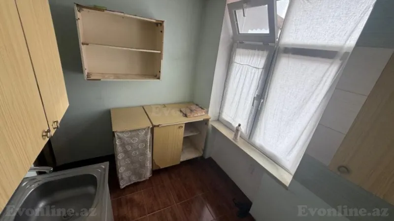 Satılır 2 otaqlı Mənzil Köhnə tikili 50 m² 28 May m. - şəkil 4