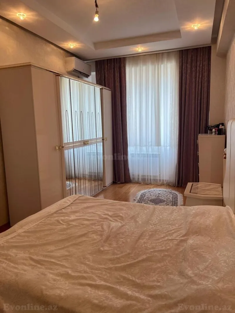 3 otaqlı Mənzil 177 m² Yasamal Kirayə verilir