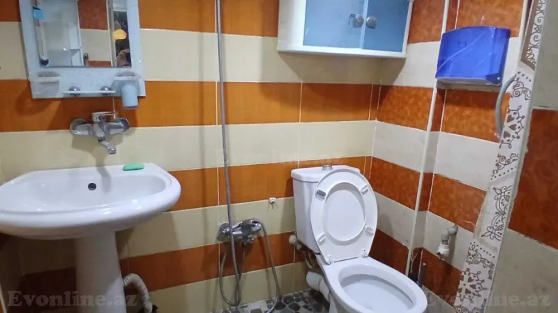 Satılır 2 otaqlı Mənzil Köhnə tikili 60 m² İçərişəhər m. - şəkil 8