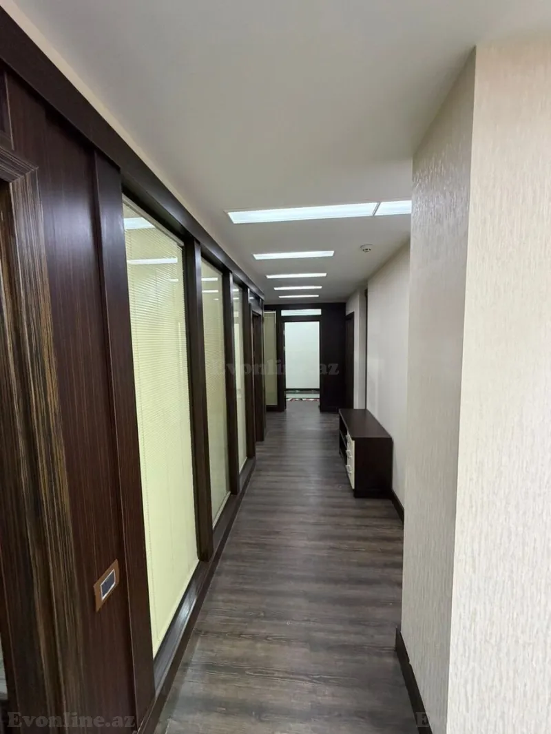 Kirayə verilir Ofis 150 m² Nərimanov r. - şəkil 12