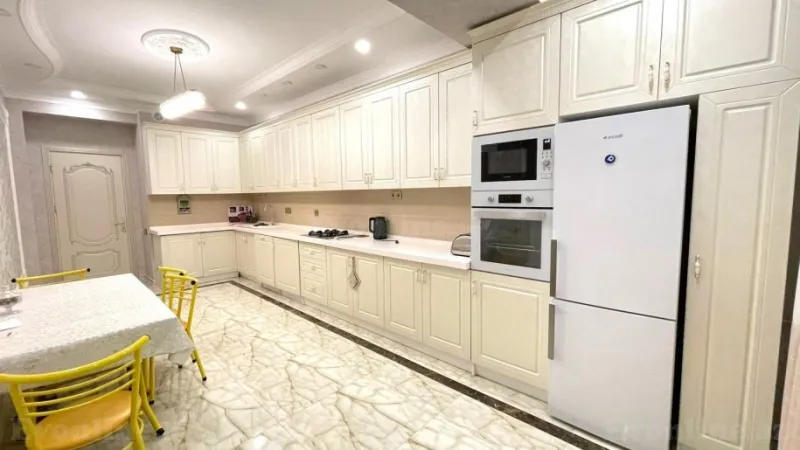 Satılır 3 otaqlı Mənzil Yeni tikili 145 m² Gənclik m. - şəkil 9