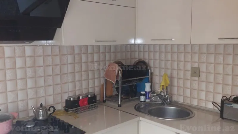 Satılır 3 otaqlı Mənzil Köhnə tikili 74 m² Bayıl - şəkil 13