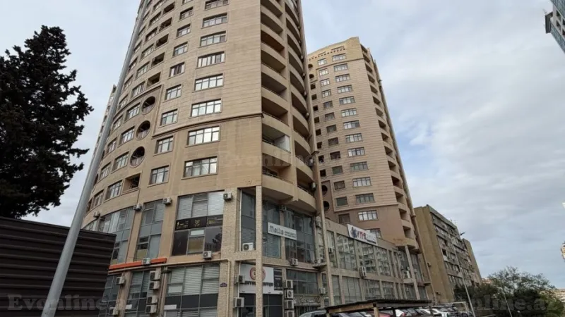 Satılır 3 otaqlı Mənzil Yeni tikili 125 m² Yasamal