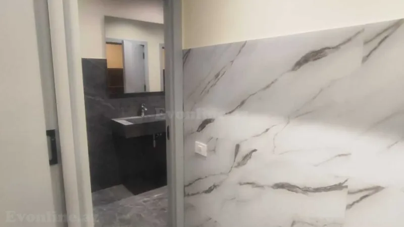 Kirayə verilir Ofis 200 m² Nizami m. - şəkil 15