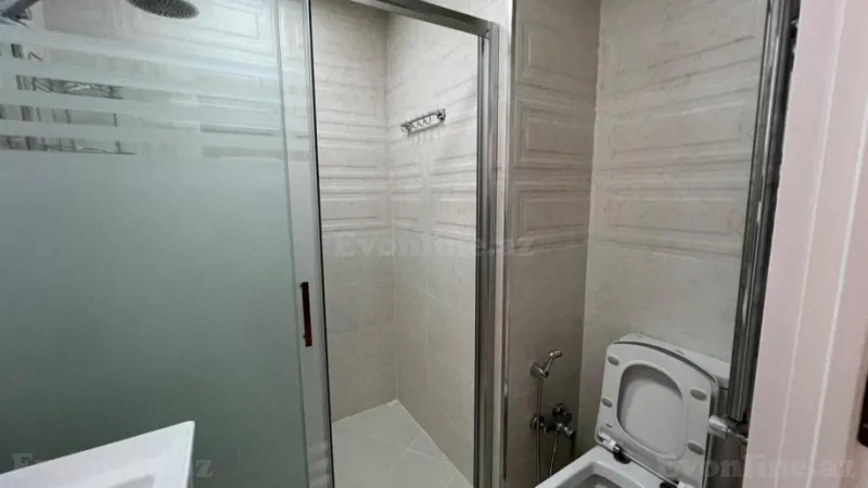 Satılır 3 otaqlı Mənzil Yeni tikili 70 m² Qara Qarayev m. - şəkil 7