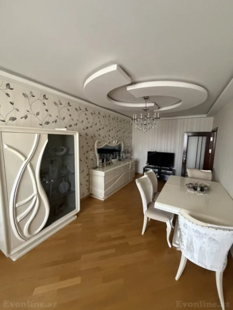 3 otaqlı Mənzil 85 m² Memar Əcəmi m. Satılır