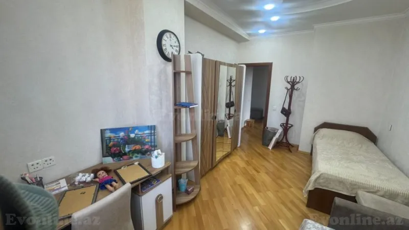 Satılır 3 otaqlı Mənzil Yeni tikili 120 m² İnşaatçılar m. - şəkil 10