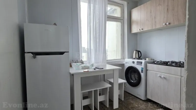 Kirayə verilir 1 otaqlı Mənzil Köhnə tikili 35 m² Elmlər Akademiyası m. - şəkil 6