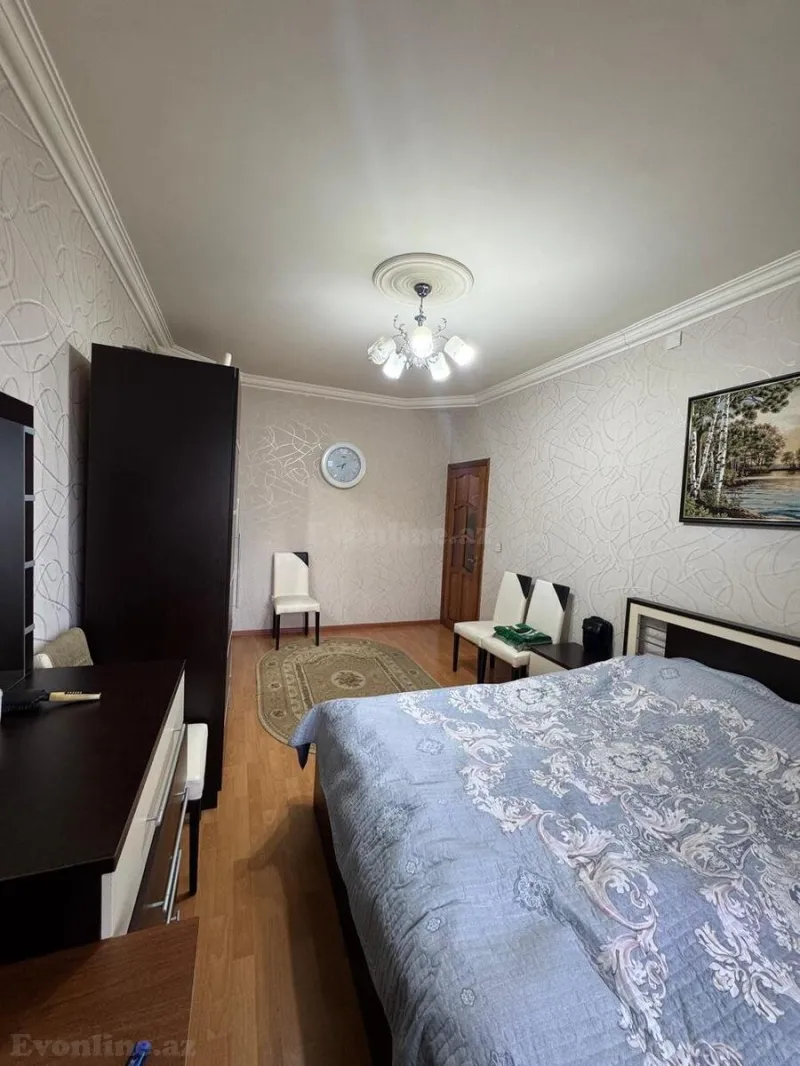 Satılır 4 otaqlı Mənzil Köhnə tikili 100 m² Yeni Yasamal - şəkil 13