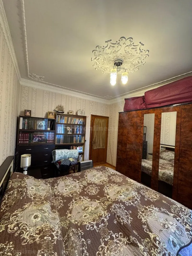 Satılır 4 otaqlı Mənzil Köhnə tikili 100 m² Yeni Yasamal - şəkil 17