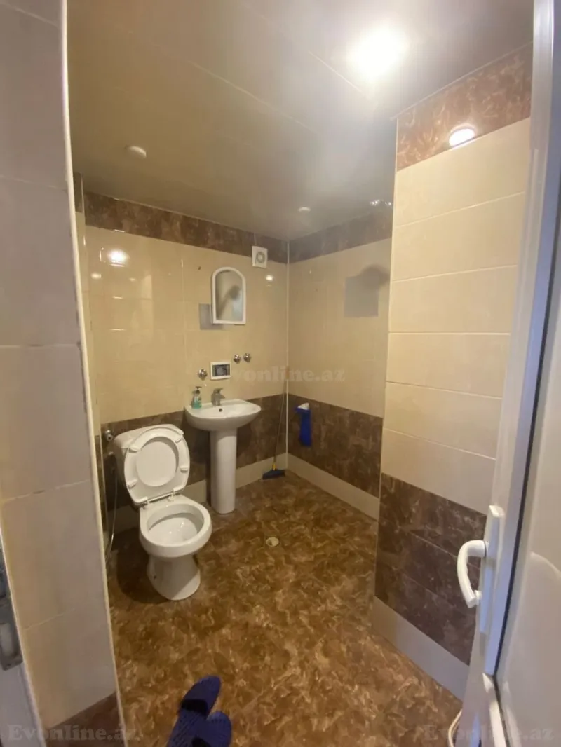 Satılır 3 otaqlı Mənzil Köhnə tikili 75 m² Elmlər Akademiyası m. - şəkil 8