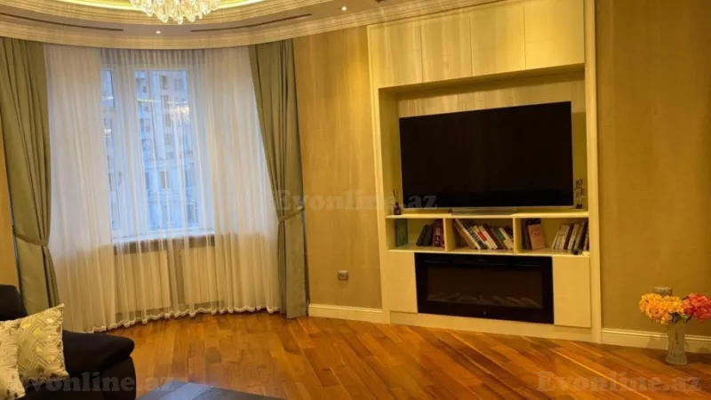 Satılır 4 otaqlı Mənzil Yeni tikili 214 m² Nəsimi r. - şəkil 11
