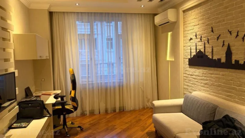 Satılır 4 otaqlı Mənzil Yeni tikili 214 m² Nəsimi r. - şəkil 21