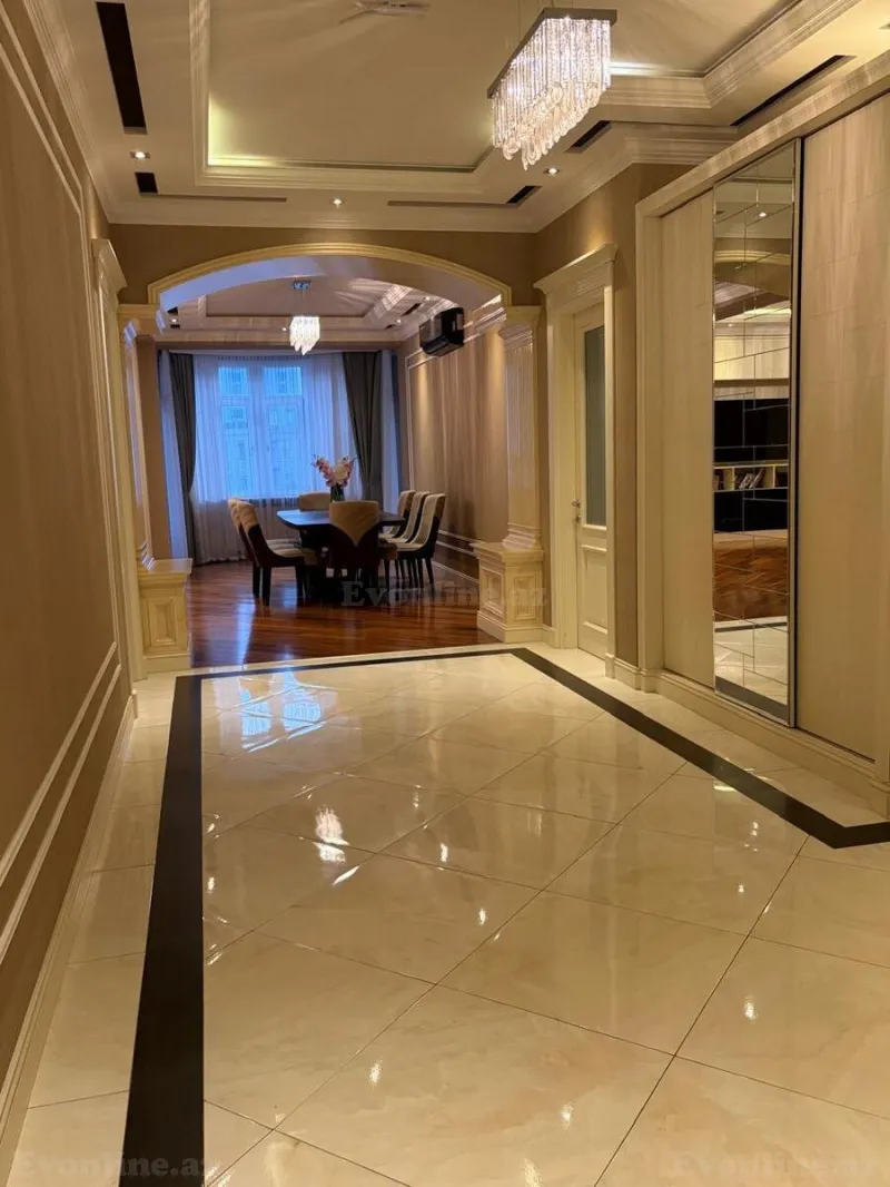 Satılır 4 otaqlı Mənzil Yeni tikili 214 m² Nəsimi r. - şəkil 23