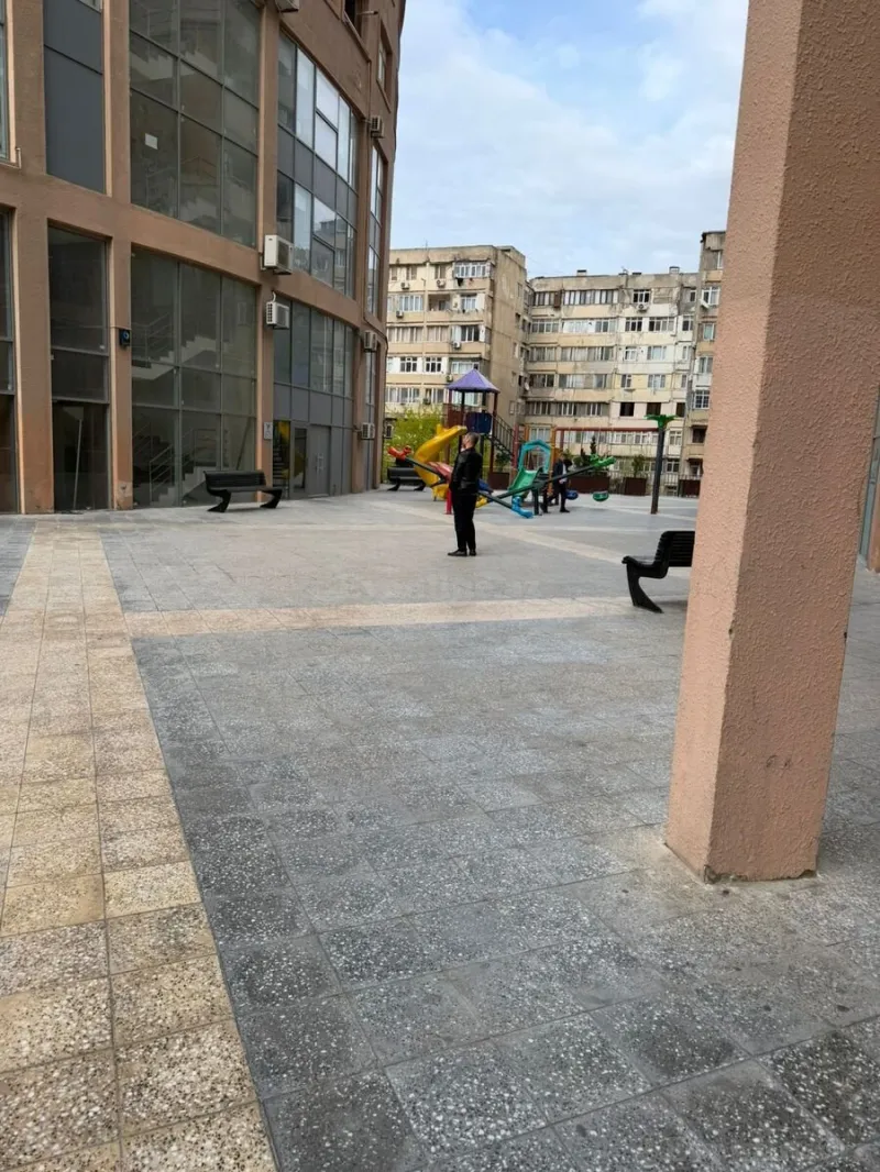 Satılır 3 otaqlı Mənzil Yeni tikili 125 m² İnşaatçılar m. - şəkil 11
