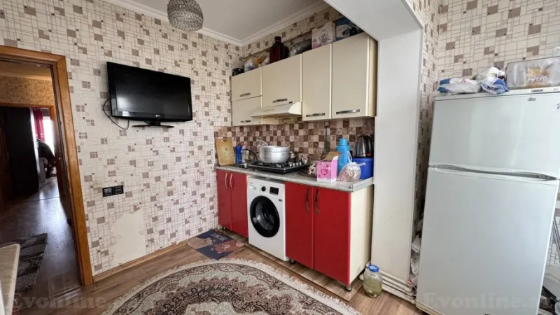 Satılır 3 otaqlı Mənzil Köhnə tikili 72 m² Massiv V - şəkil 12