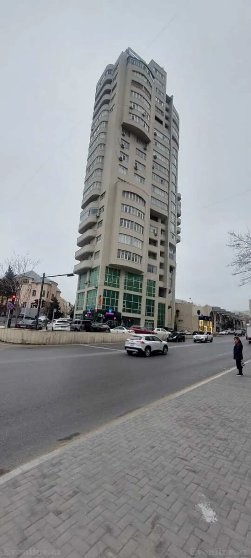Kirayə verilir Obyekt 75 m² 8 Noyabr m. - şəkil 3