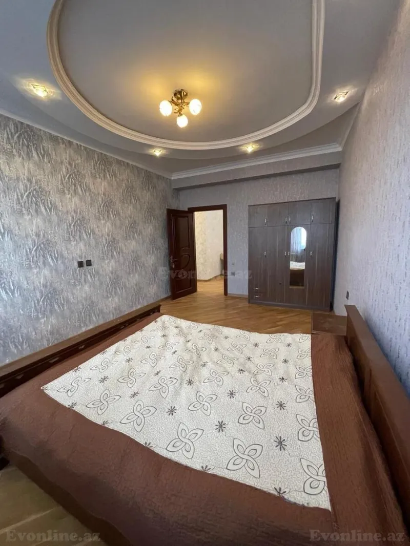 Satılır 3 otaqlı Mənzil Yeni tikili 150 m² İnşaatçılar m. - şəkil 5