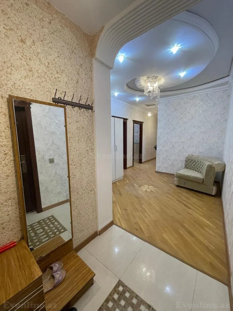 Satılır 3 otaqlı Mənzil Yeni tikili 150 m² İnşaatçılar m. - şəkil 6