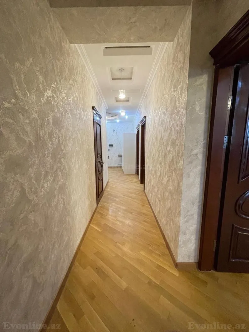 Satılır 3 otaqlı Mənzil Yeni tikili 150 m² İnşaatçılar m. - şəkil 10