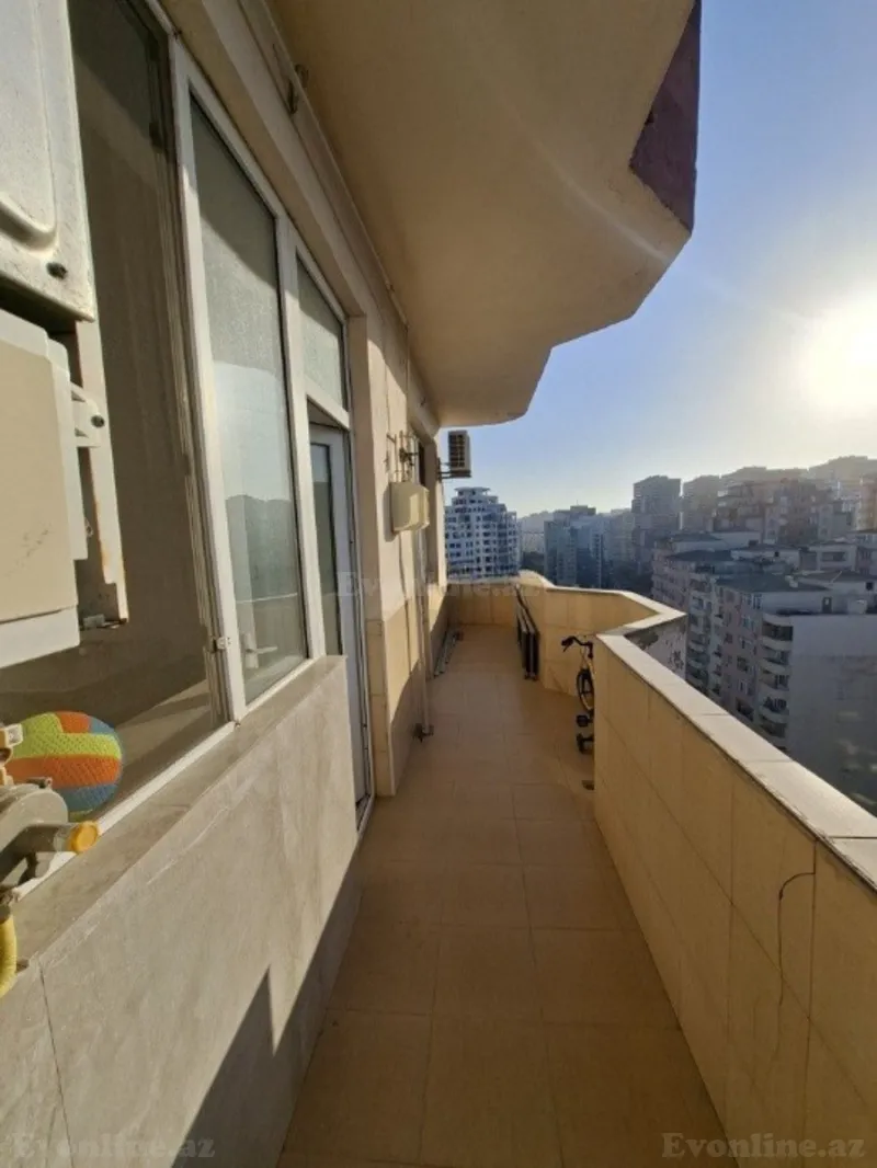 Satılır 3 otaqlı Mənzil Yeni tikili 110 m² 8 Noyabr m. - şəkil 12