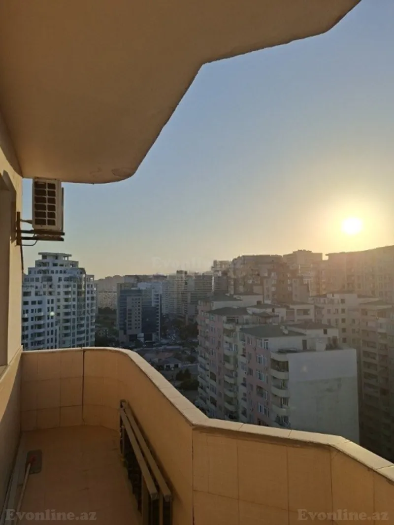 Satılır 3 otaqlı Mənzil Yeni tikili 110 m² 8 Noyabr m. - şəkil 13