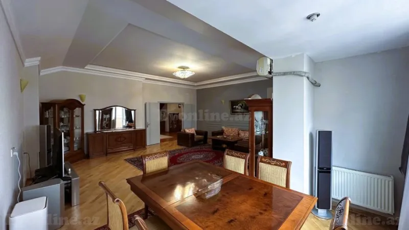 Satılır 4 otaqlı Mənzil Yeni tikili 240 m² 8 Noyabr m. - şəkil 3